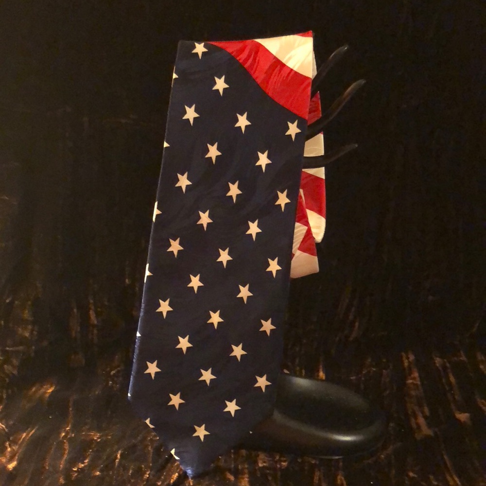 NWOT MENS USA Tie - Picture 4 of 5